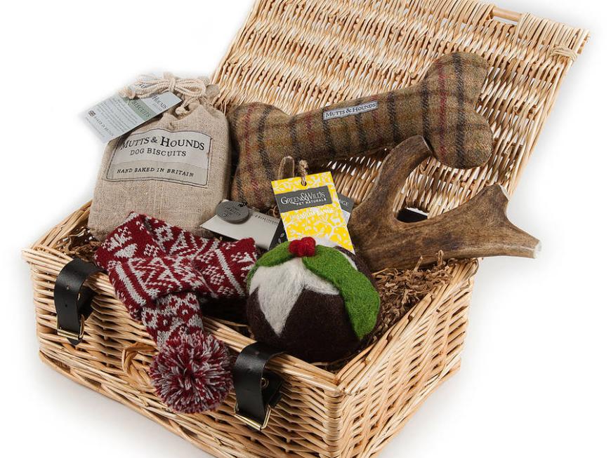 Seasonal Selection Gift Hamper For Dogs